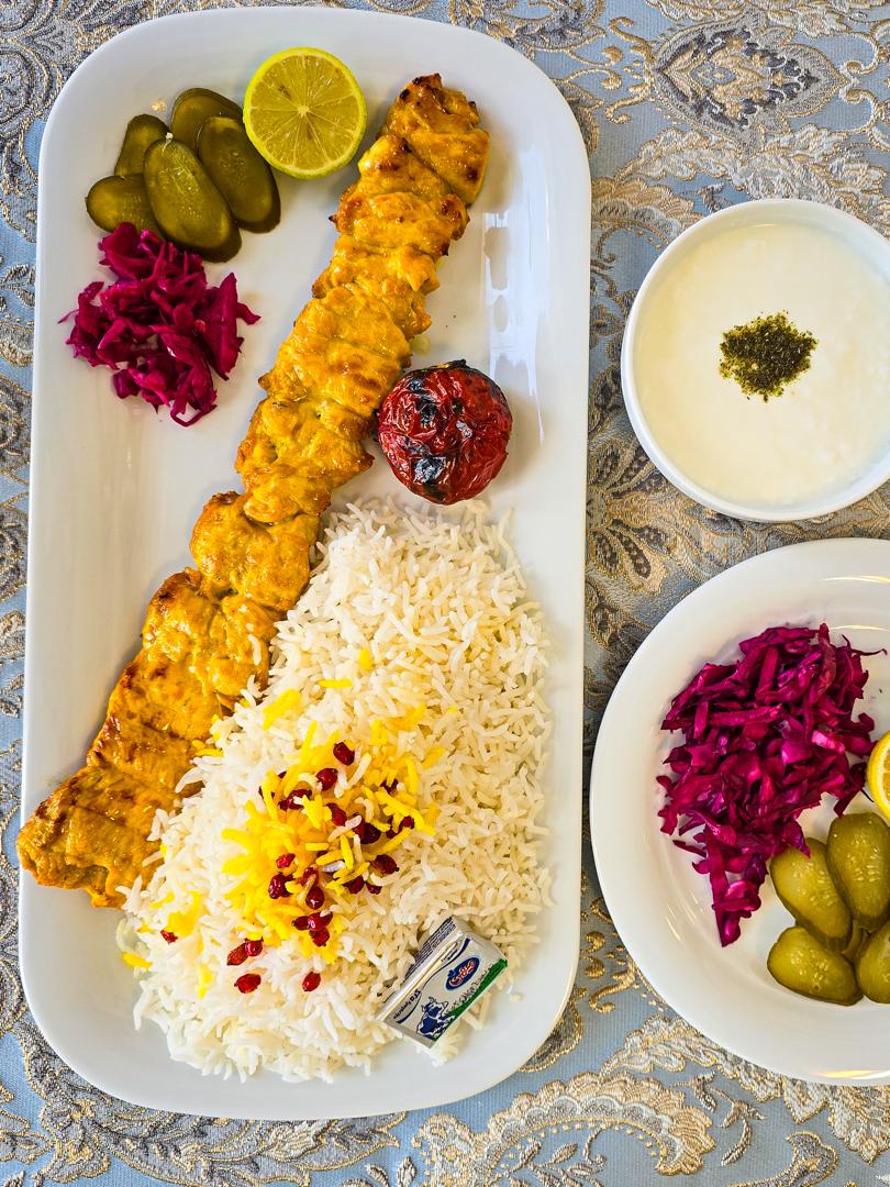 هتل و رستوران کوروش