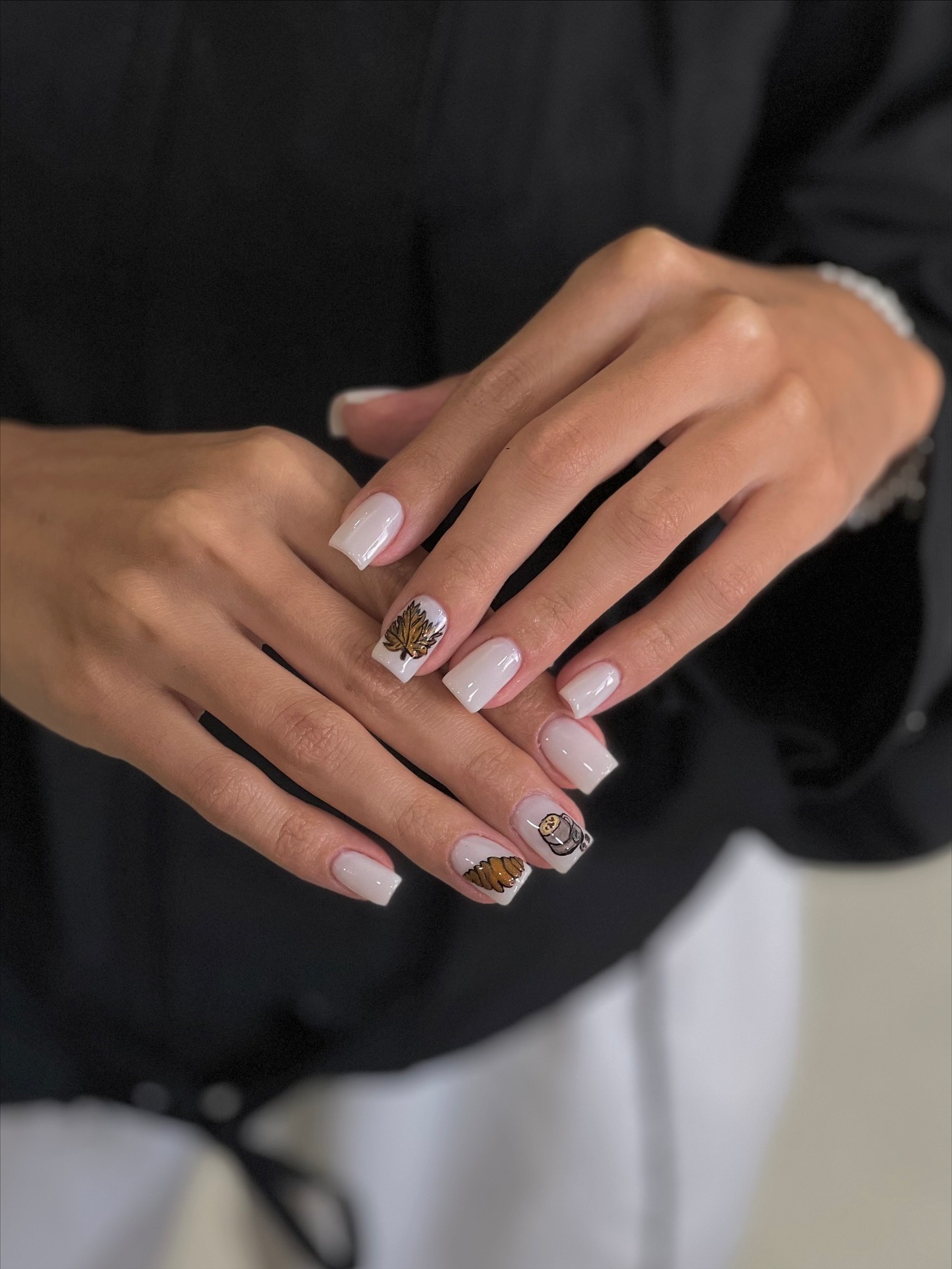 خانه ناخن زهره تباررمی