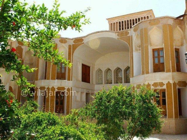 اقامتگاه آقازاده ابرکوه