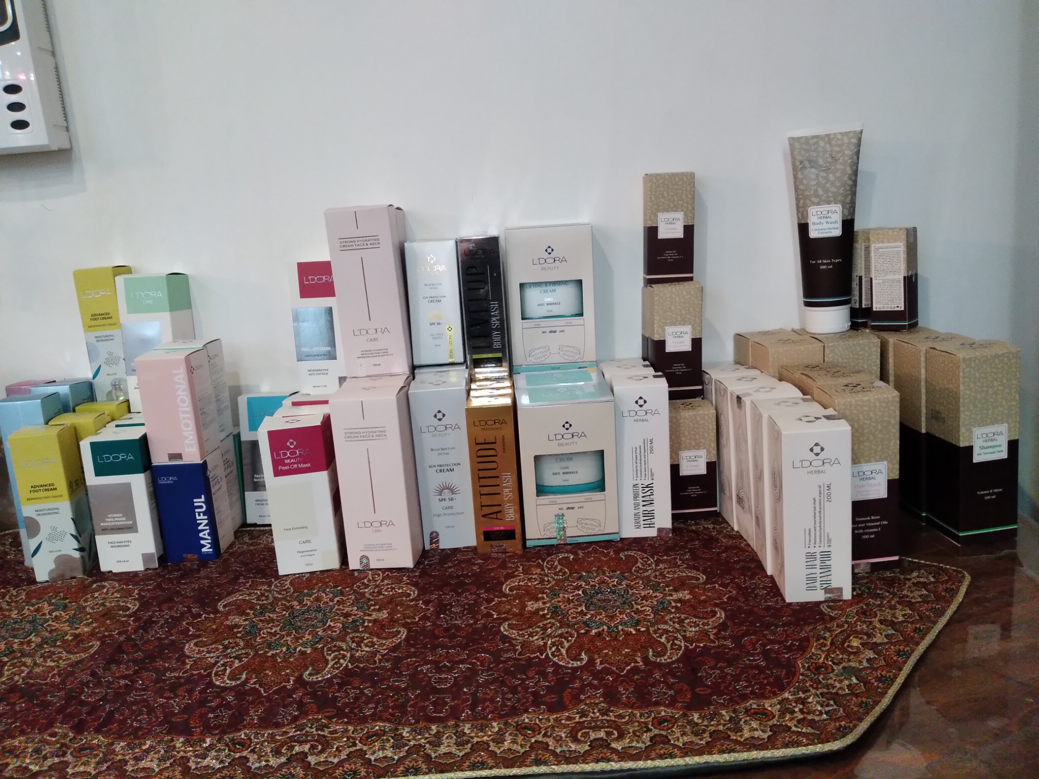 فروش محصولات مراقبتی و بهداشتی لطفی