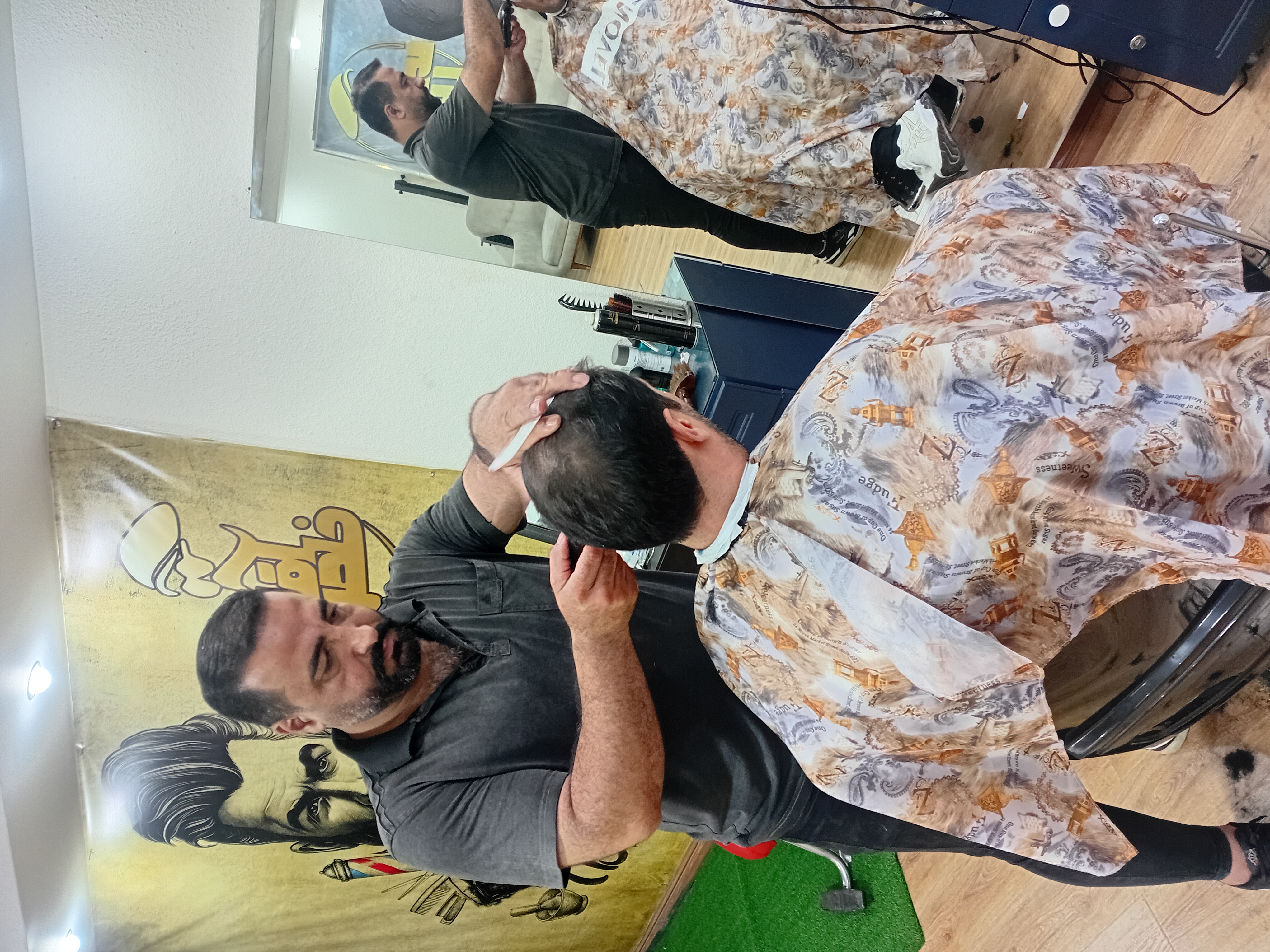 آموزشگاه پیرایش مردانه کاووسی