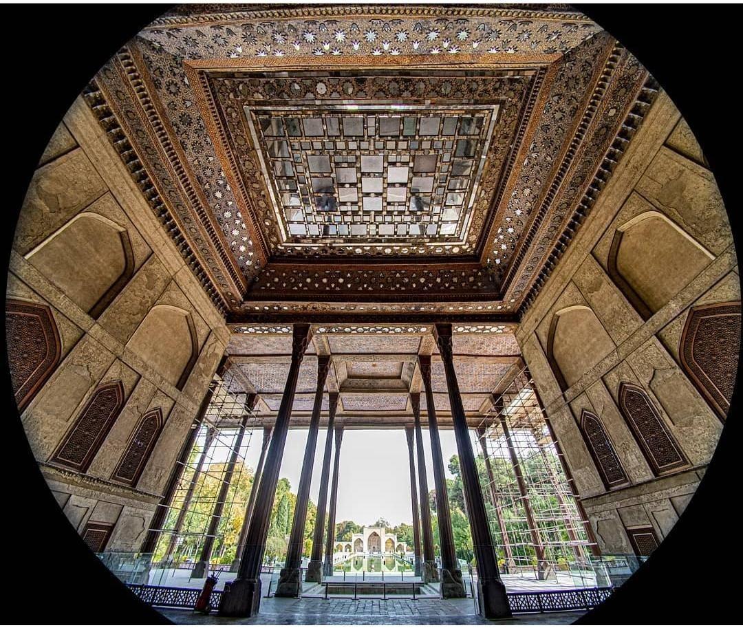 کاخ چهل ستون