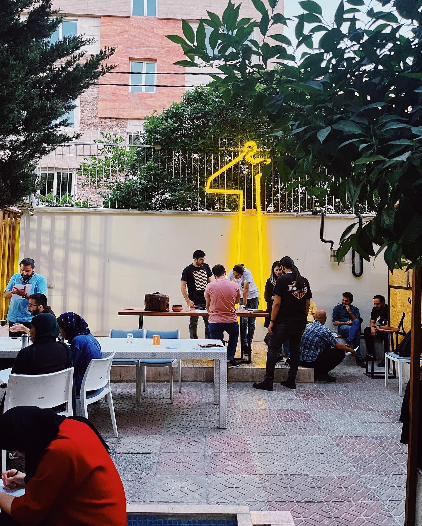 خانه خلاقیت زرافه