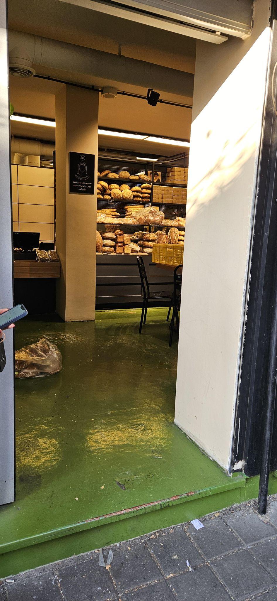 کافه نان سنایی