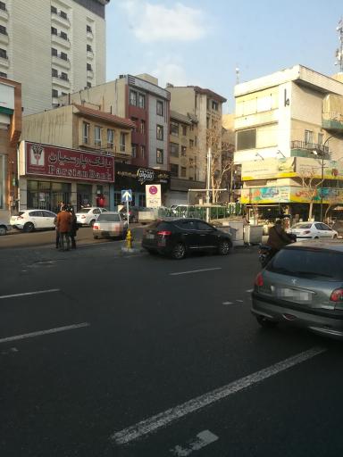 کافه نان آیدا