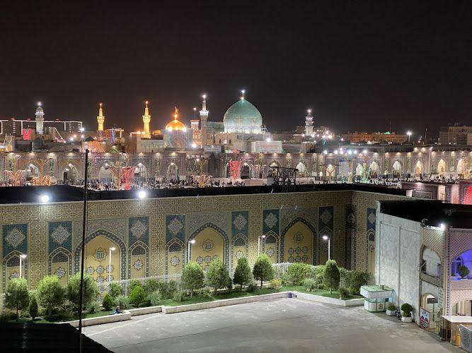 Toranj Apartment Hotel