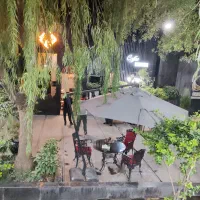 نانوایی سنگک در چیذر تهران