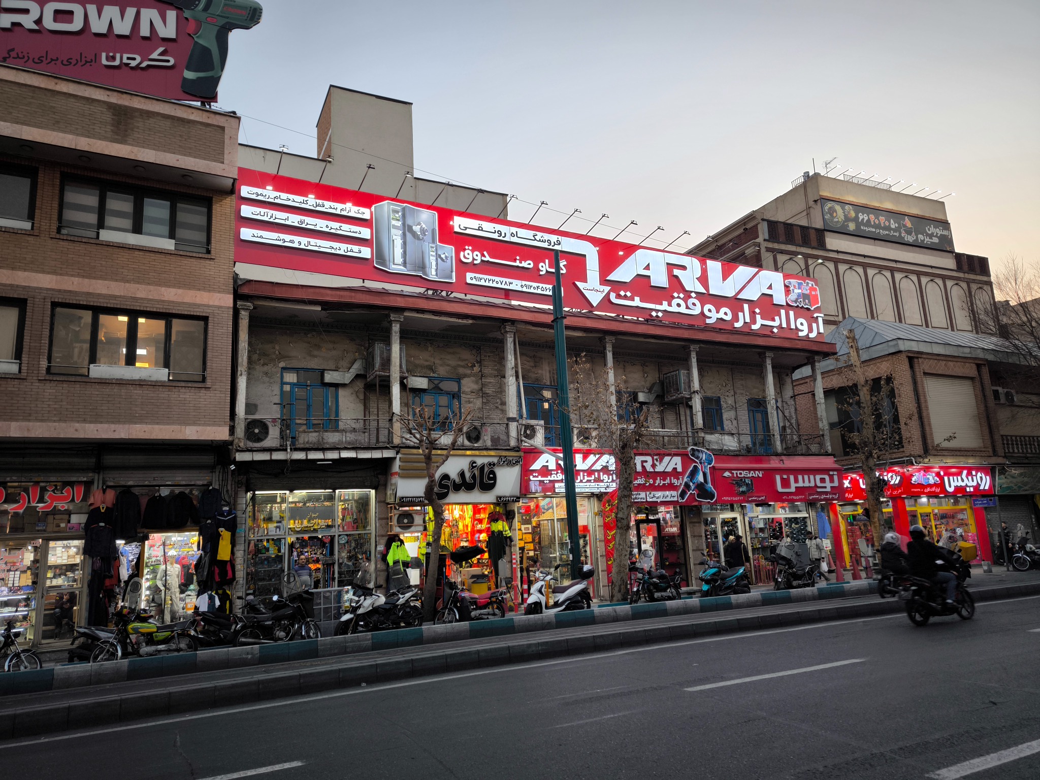 جک آرام بند درب زایسیکون ایتالیا ۲۰۰kg