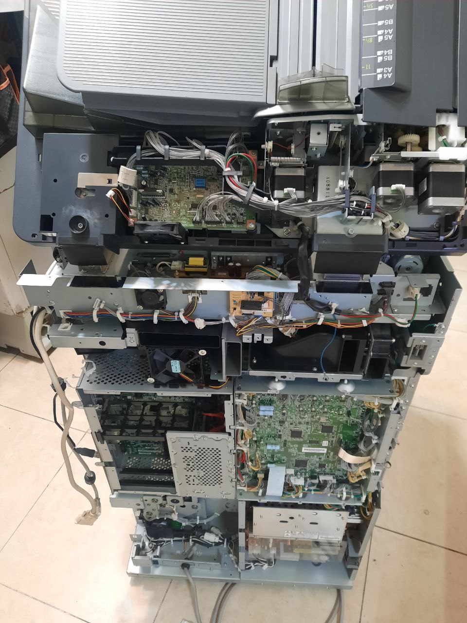 تعمیرات دستگاه فتوکپی و پرینتر مجنونی