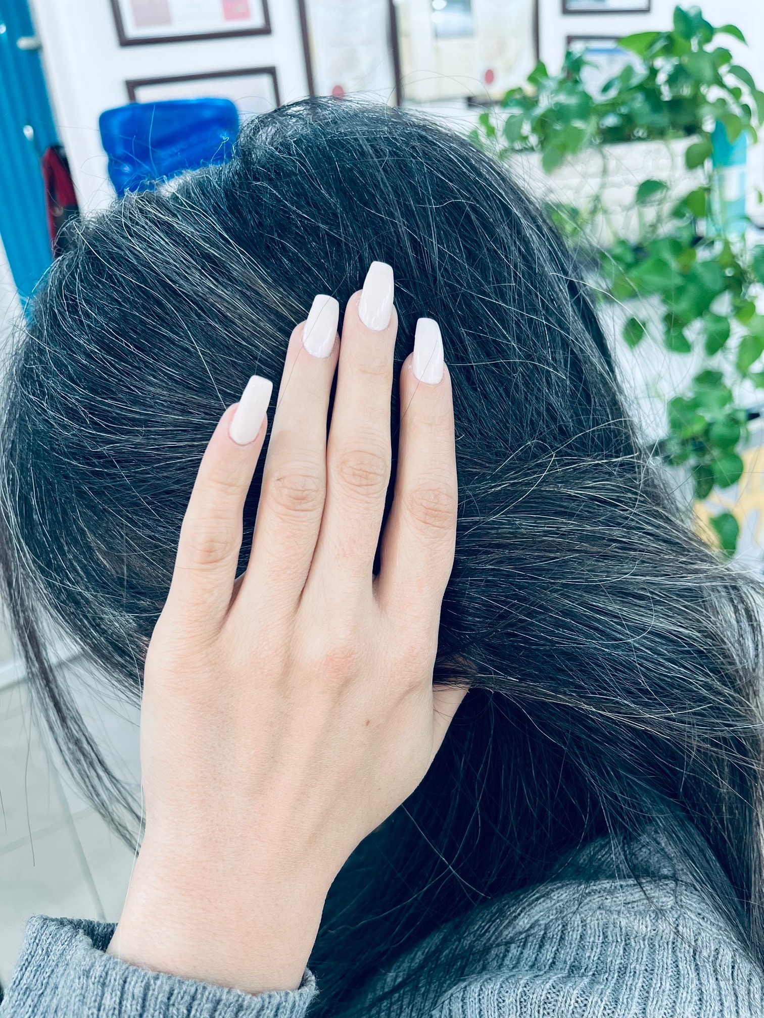 سالن کاشت ناخن نسرین