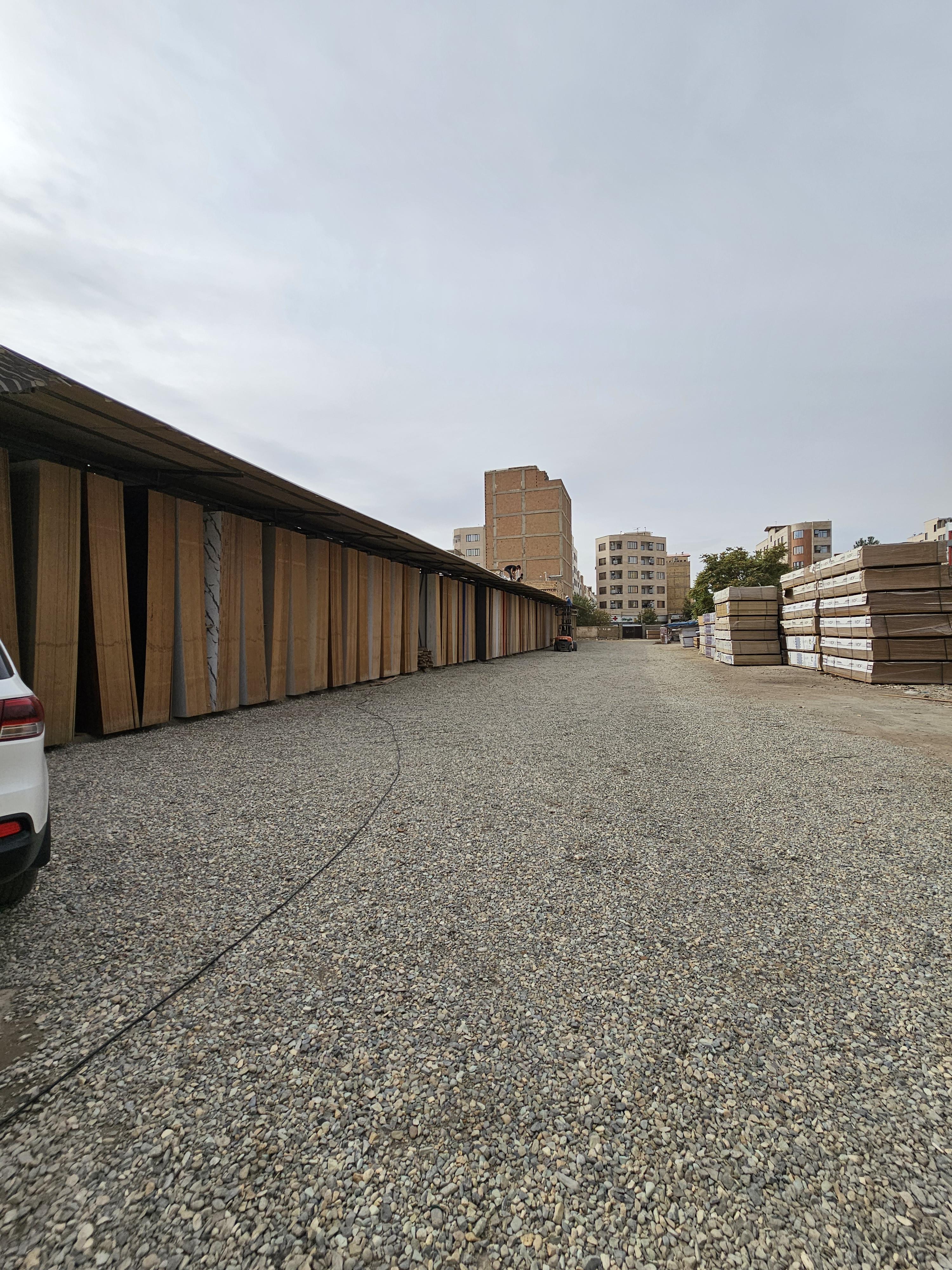 فروشگاه مهرداد لنگری