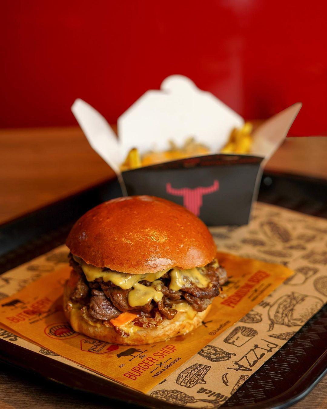 فست فود بیف لاین