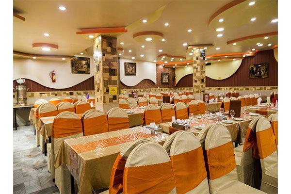 رستوران نمونه تهران