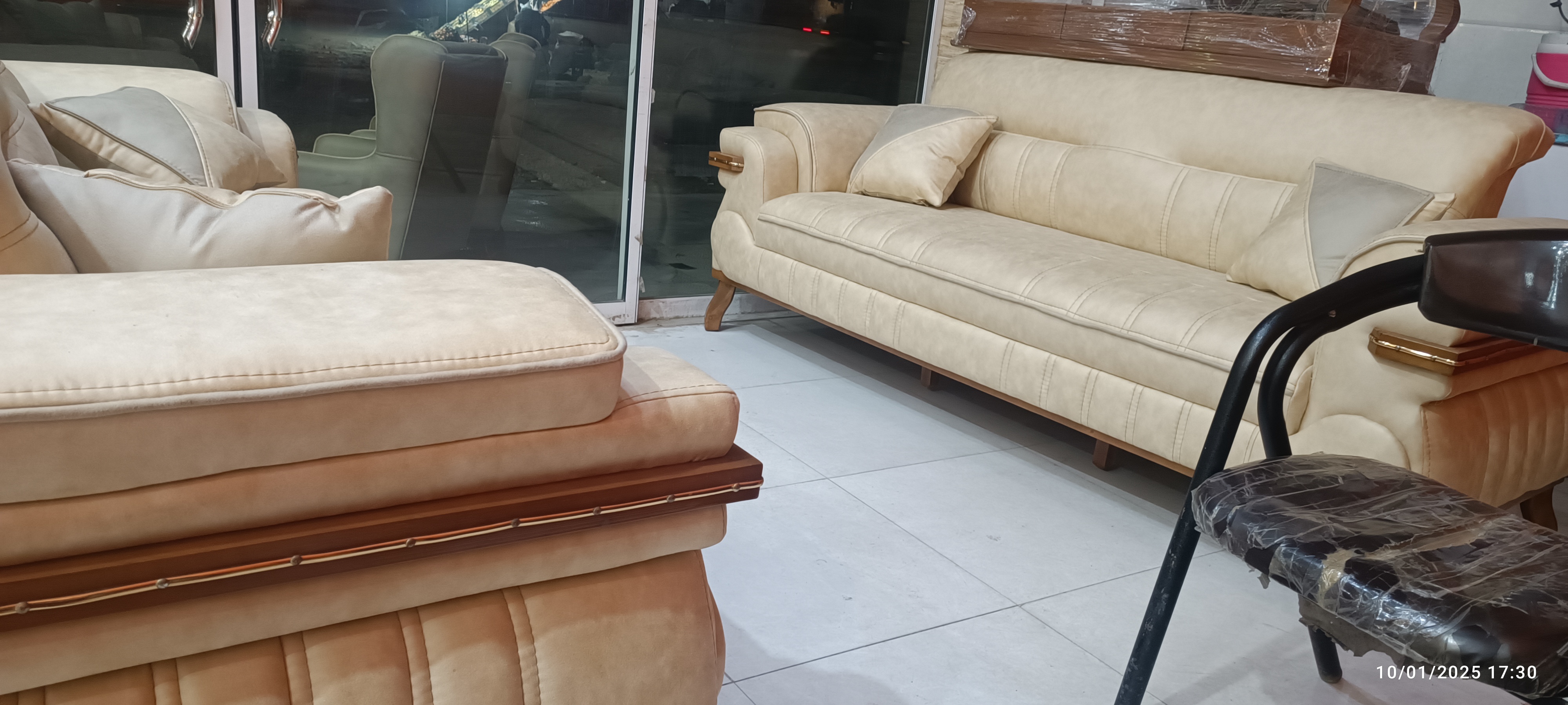 مبلمان یاقوت