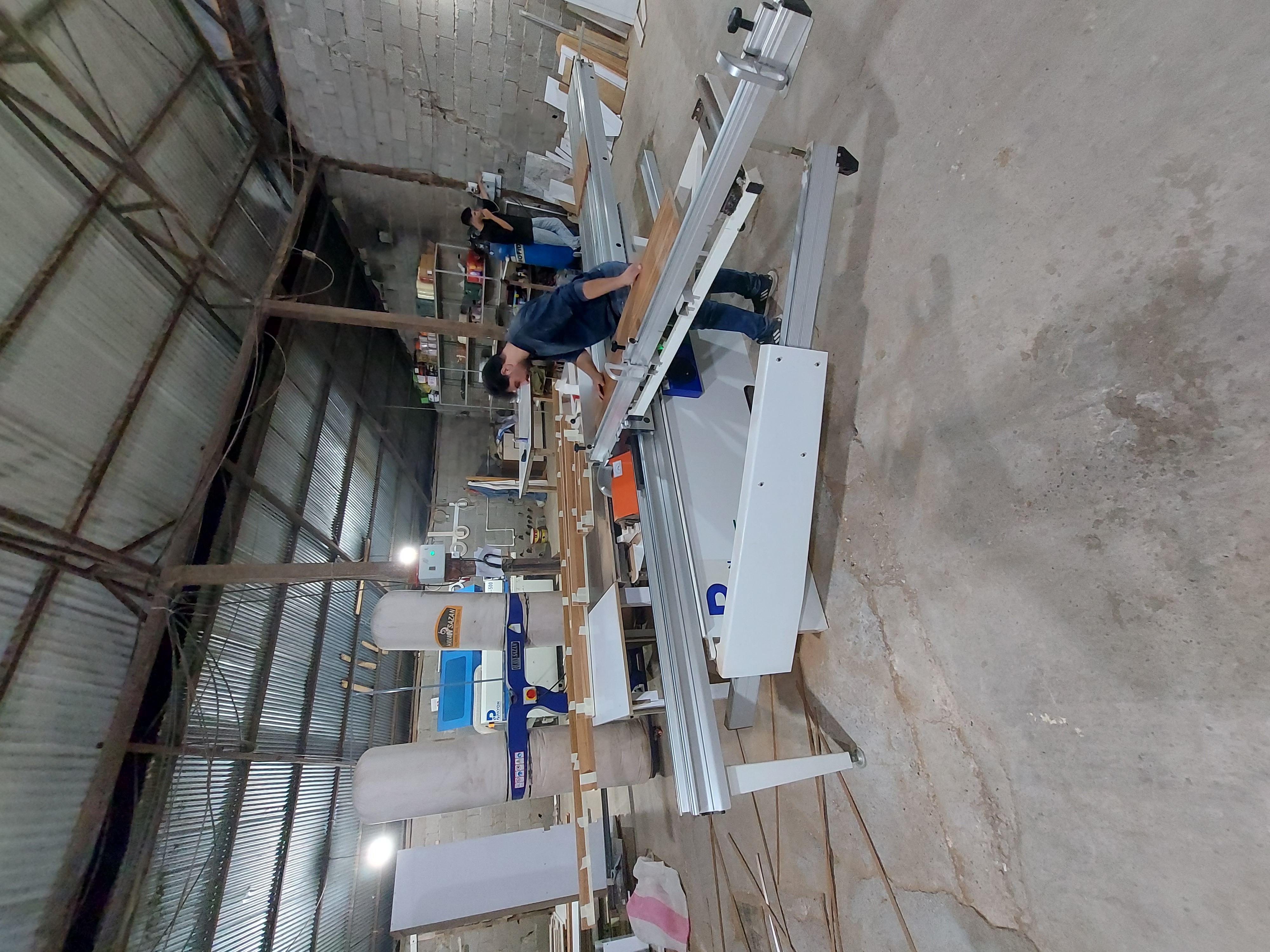 کابینت راش چوب