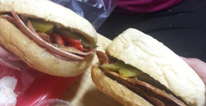 همبرگری تینا