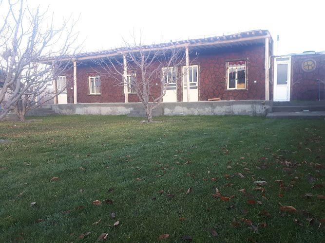 اقامتگاه بومگردی وکباب ماهی رسولی