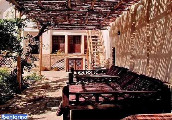 اقامتگاه سنتی احسان کاشان 