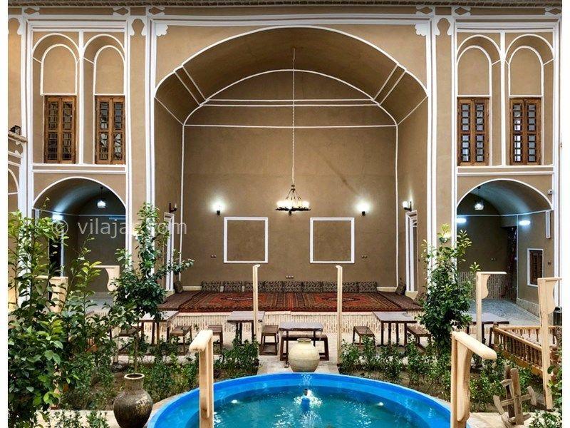 اقامتگاه بومگردی فراز