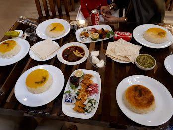 رستوران دلفین