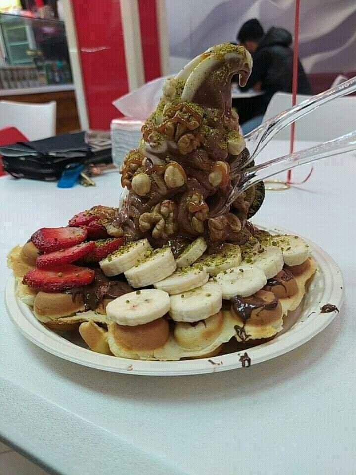 بستنی وافل لته