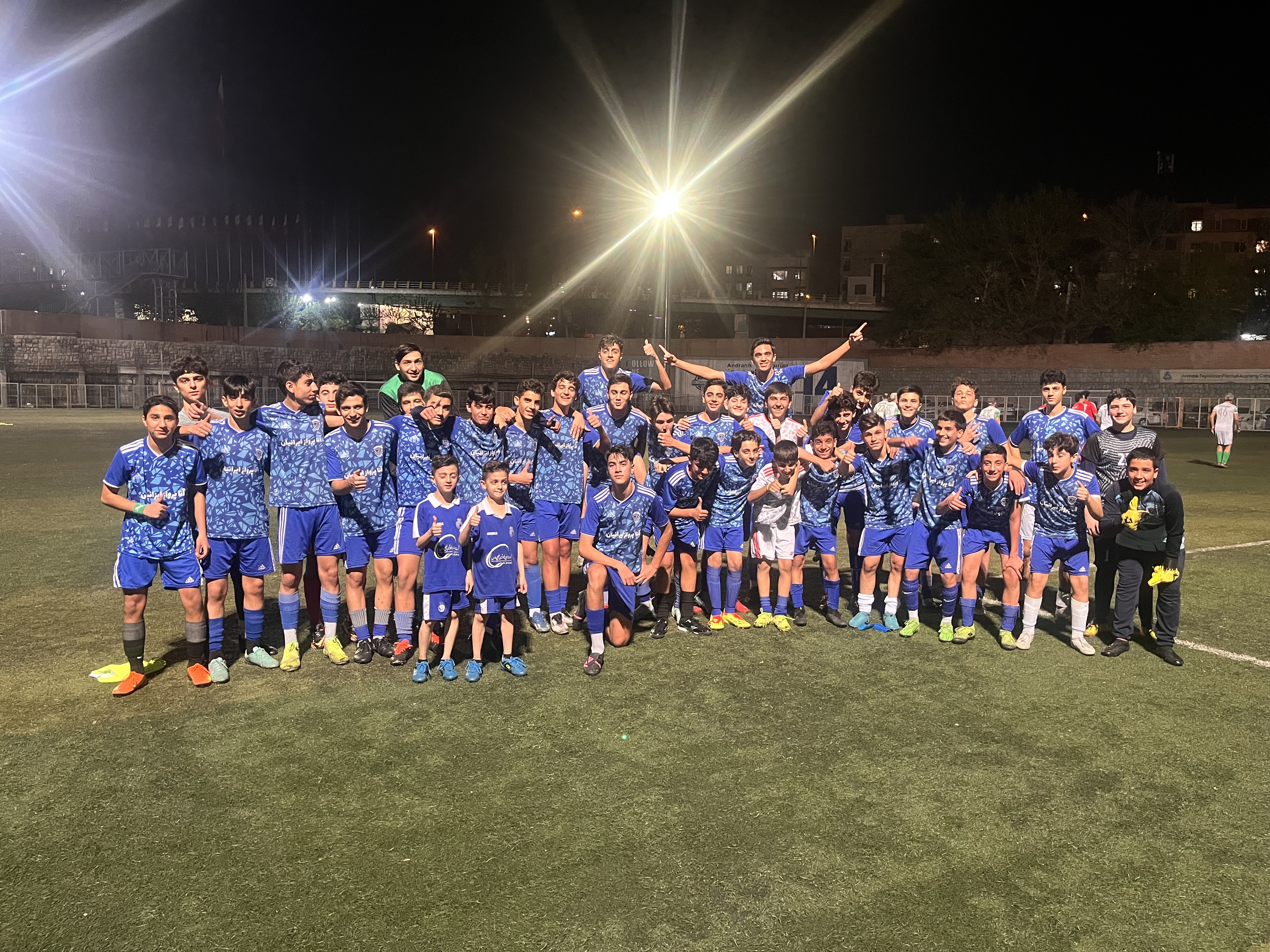 آکادمی و باشگاه فوتبال فرهاد