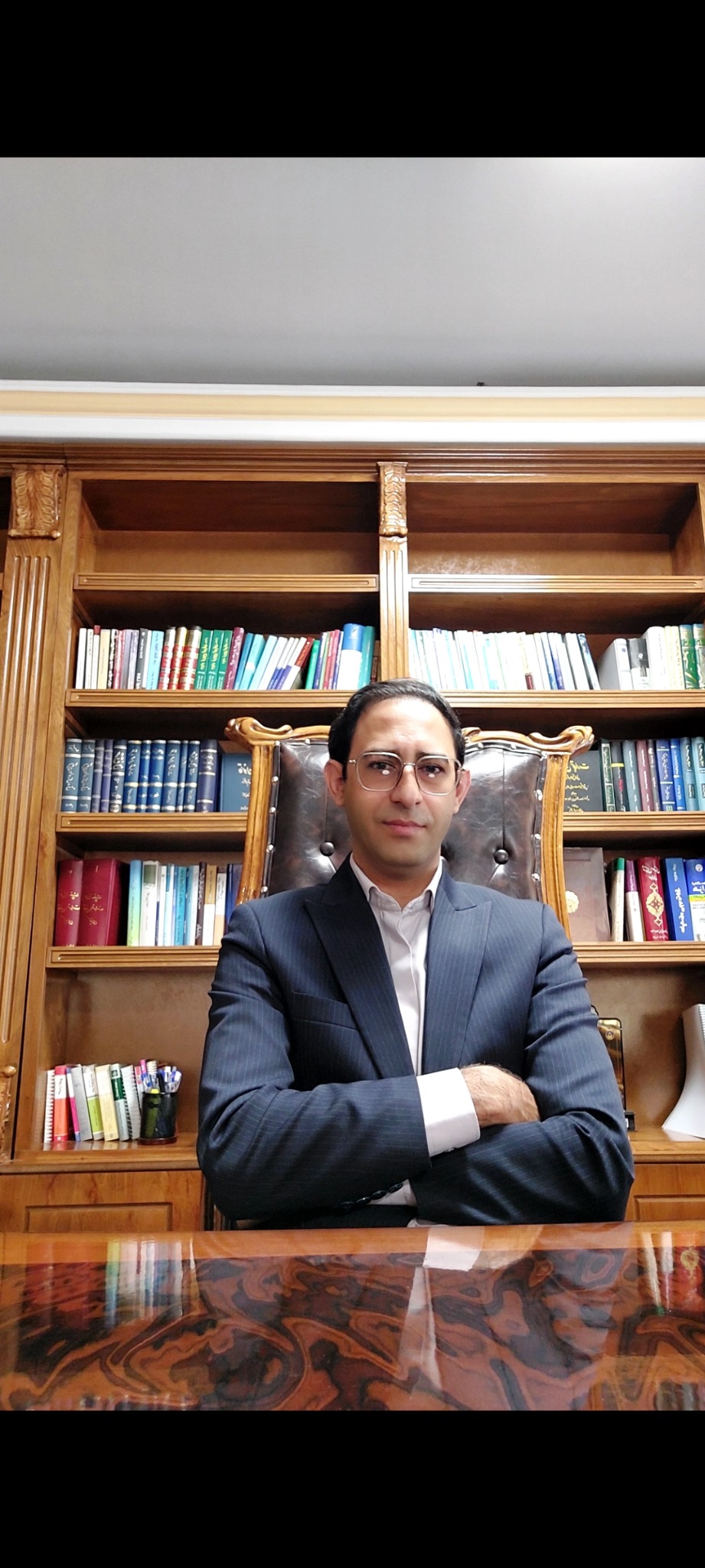 وکیل پایه یک دادگستری(املاک و مستغلات)