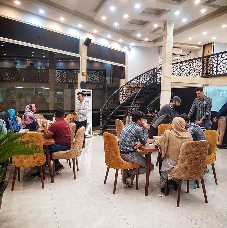 رستوران آروند