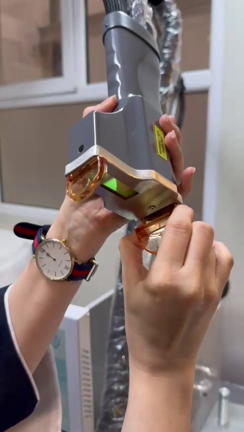 کلینیک لیزر آیلا