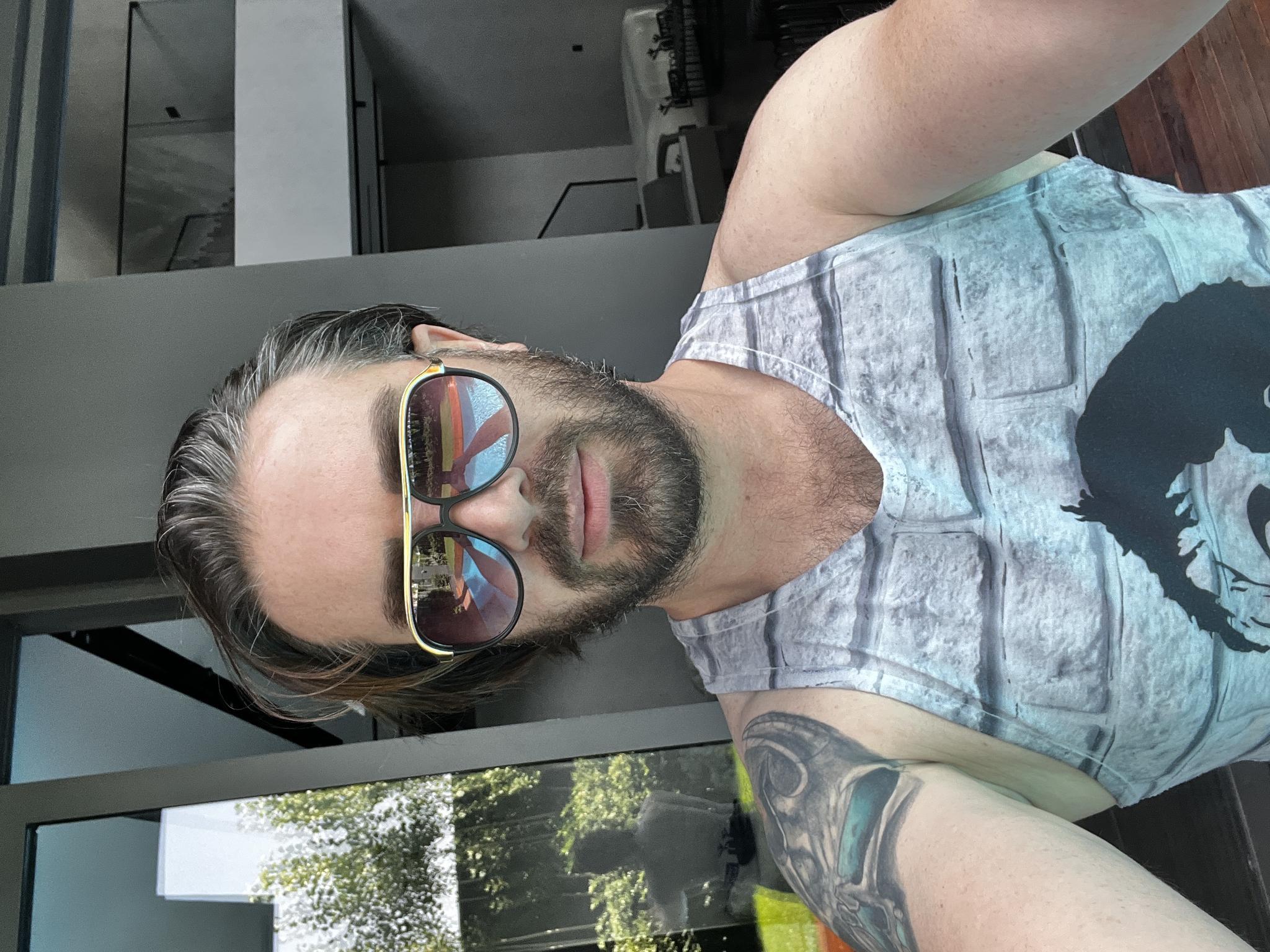 سالن پیرایش شاهین