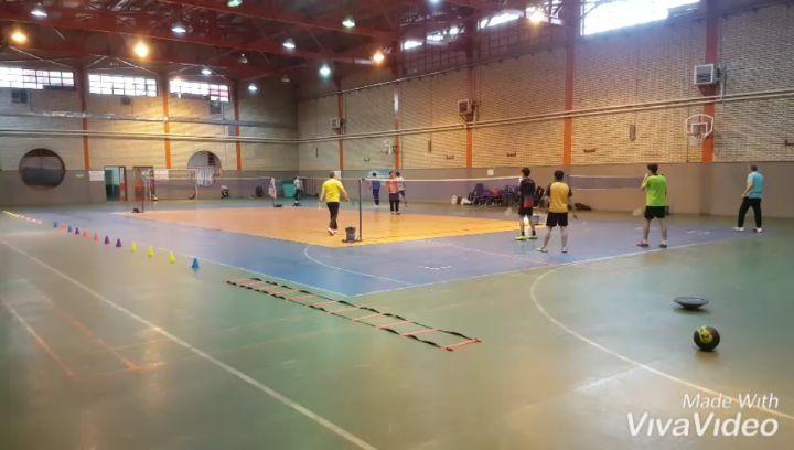 آکادمی بدمینتون آذرخش