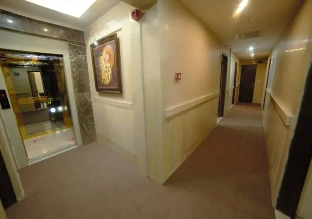 مهمانپذیر آرون مشهد