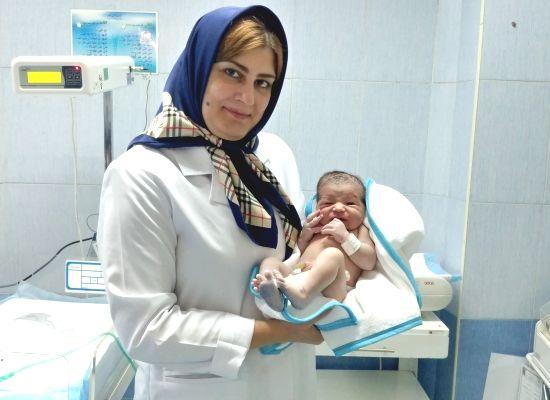 دکتر لاله صادقی