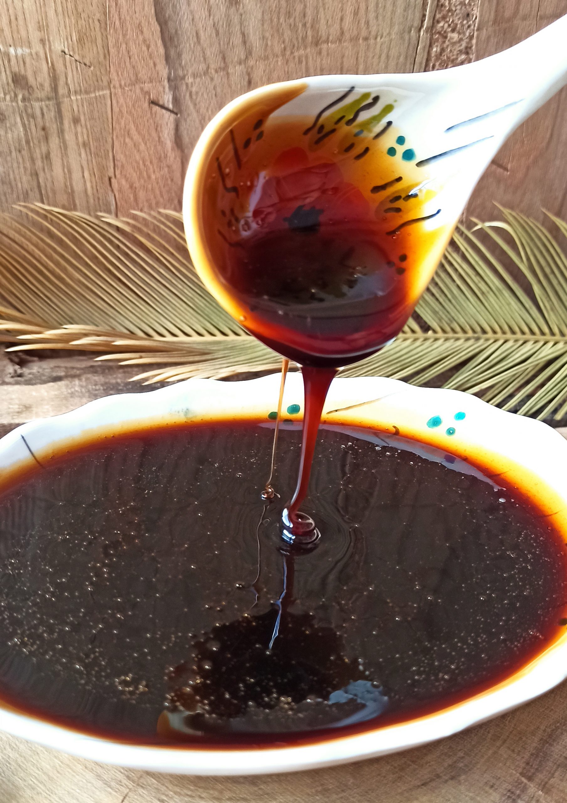 عادل عثمانی تاجر خرمادرشرکت آراد برندینگ