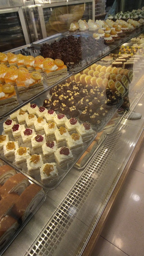 شیرینی فروشی سولدوش شعبه پاسداران