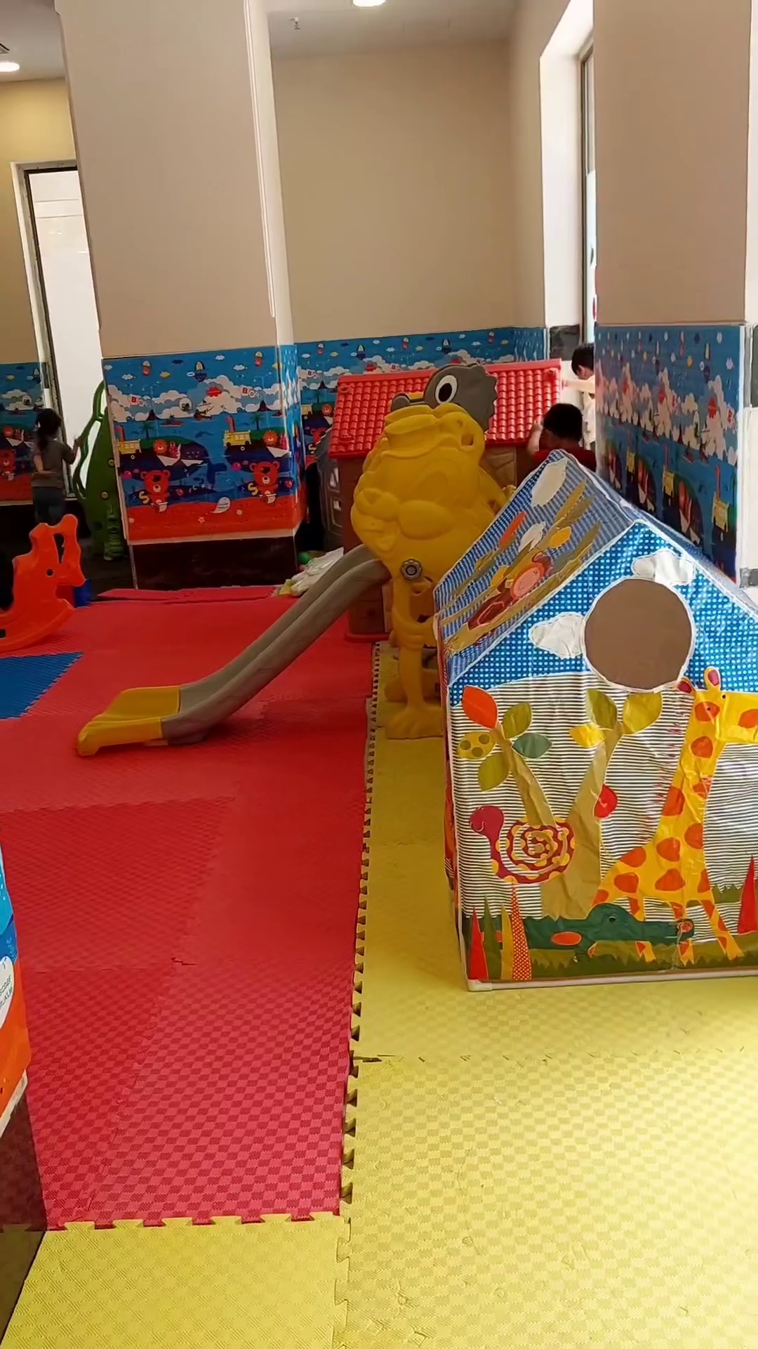 مهدکودک وپیش دبستانی نگین