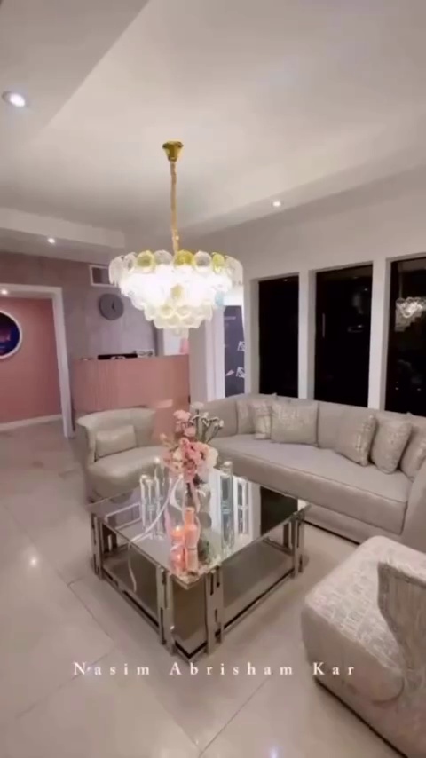 آکادمی تخصصی اکستنشن مژه نسیم ابریشمکار