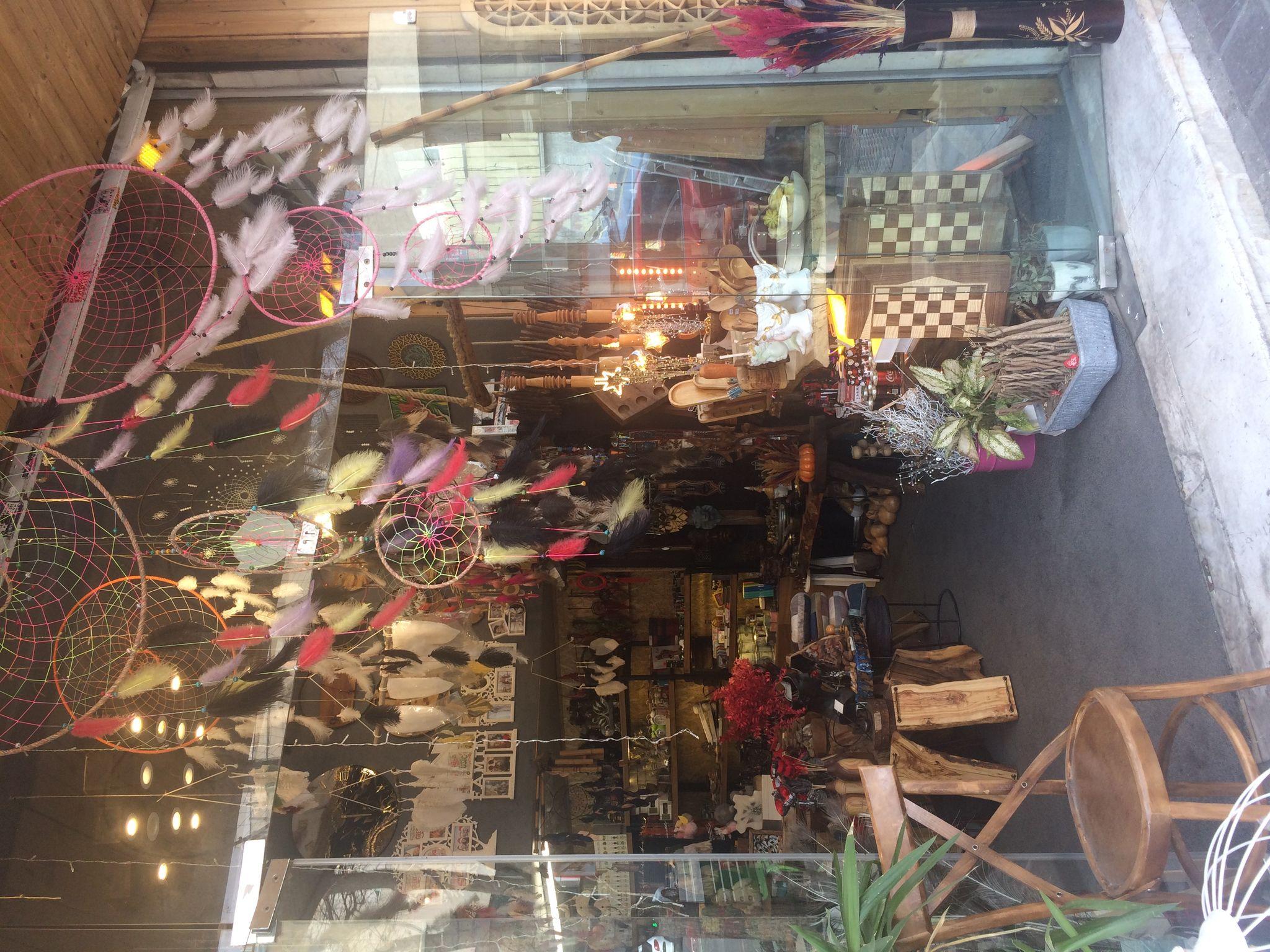 گالری چوب دارکوب