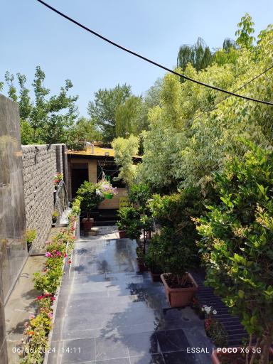 باغ رستوران طبیعت