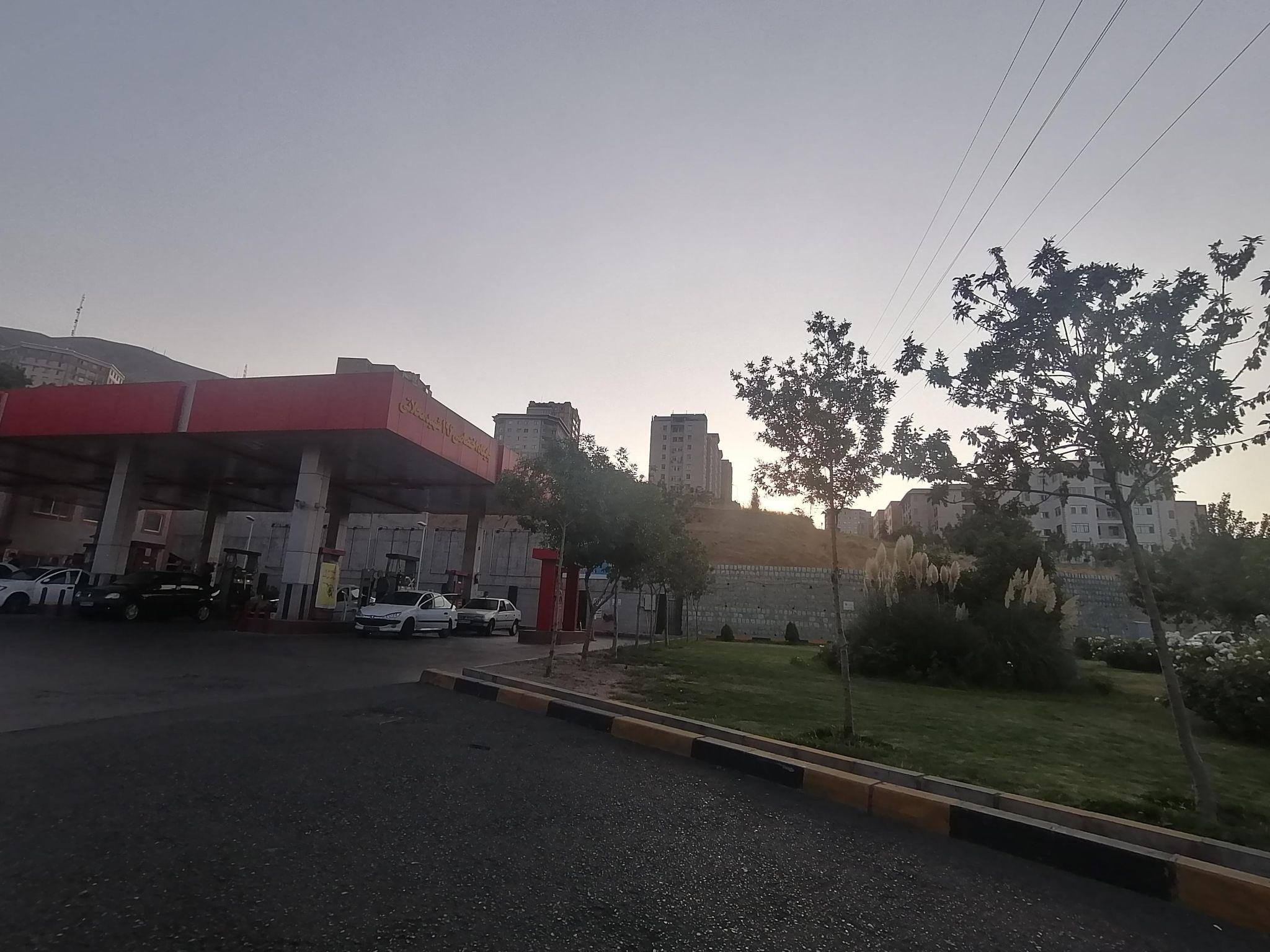 پمپ بنزین شهرک شهید محلاتی