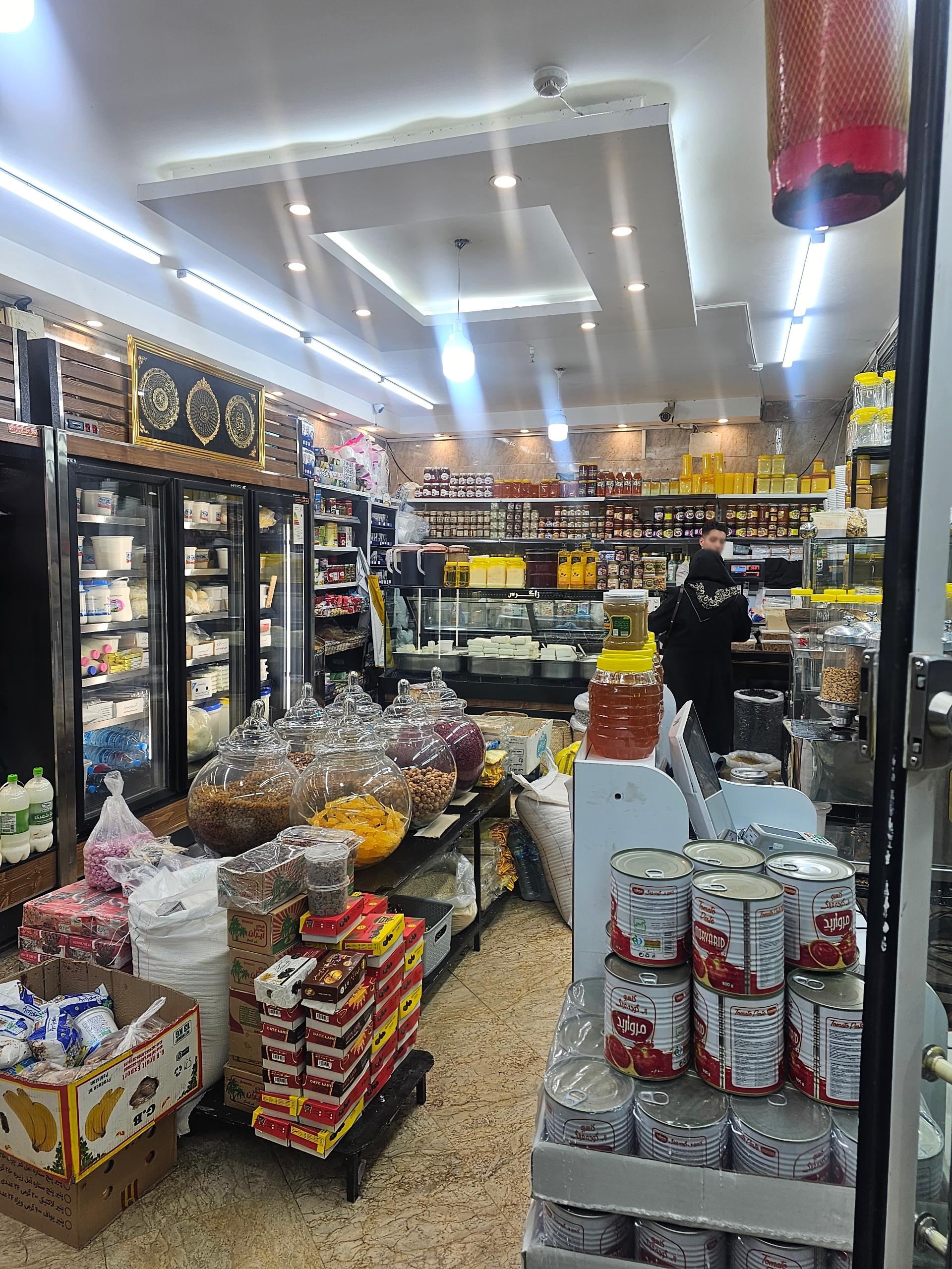 لبنیات محلی کلات نادر