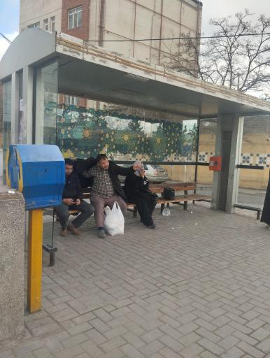 ایستگاه اتوبوس شهید بابانظر 52