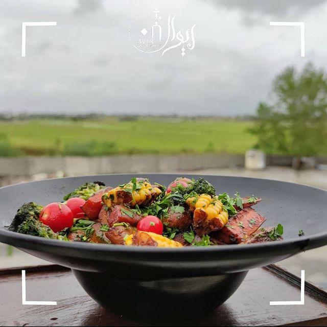 کافه رستوران ایوان