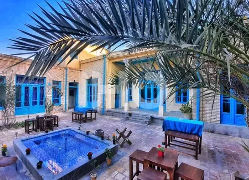 اقامتگاه بوم گردی سرای سنتی هاتف اصفهان