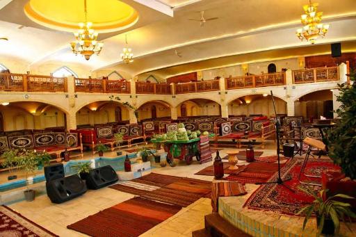 رستوران سنتی باغ گردو
