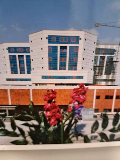 مرکز واکسیناسیون بیمارستان مرکز قلب تهران
