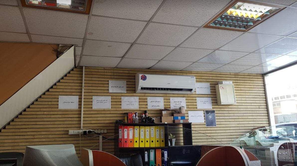 نمایندگی و تعمیرگاه سایپا مرادنژاد در میدان منیریه - کد 1031