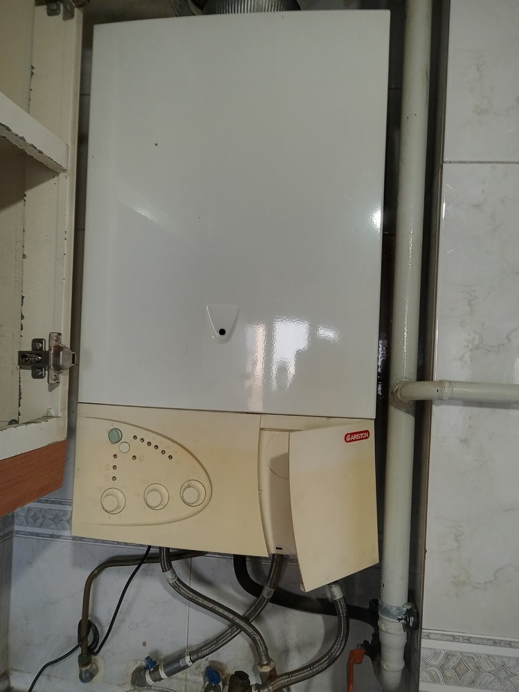 تاسیسات ساختمان محمد بیگی