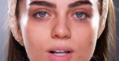 میکاپ آرتیست و مدرس میکاپ فرزانه گلدوزی