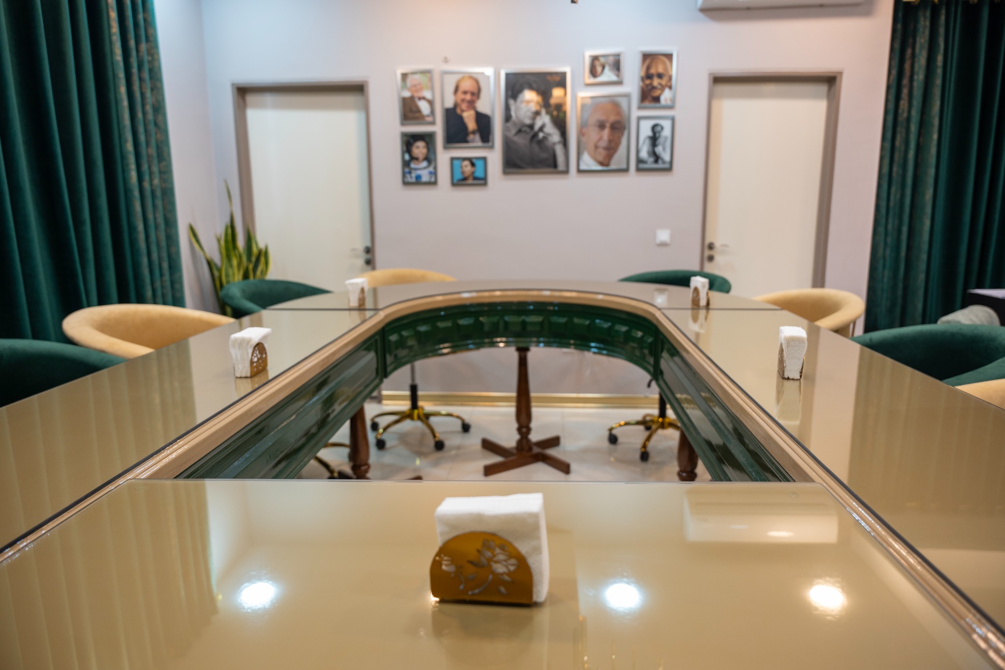 مشاور روانشناس